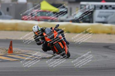 media/Jan-15-2023-SoCal Trackdays (Sun) [[c1237a034a]]/Turn 2 Set 1 (1145am)/